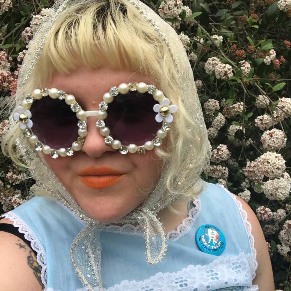 Meet your Posher, Carmen